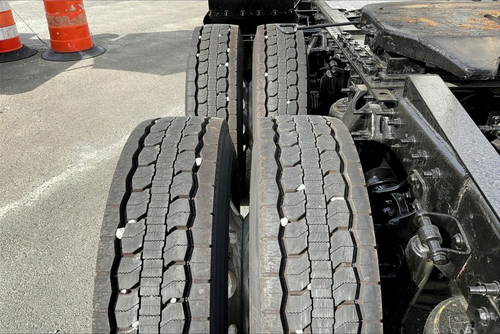 2020 CUM LT625 6×4 Day Cab