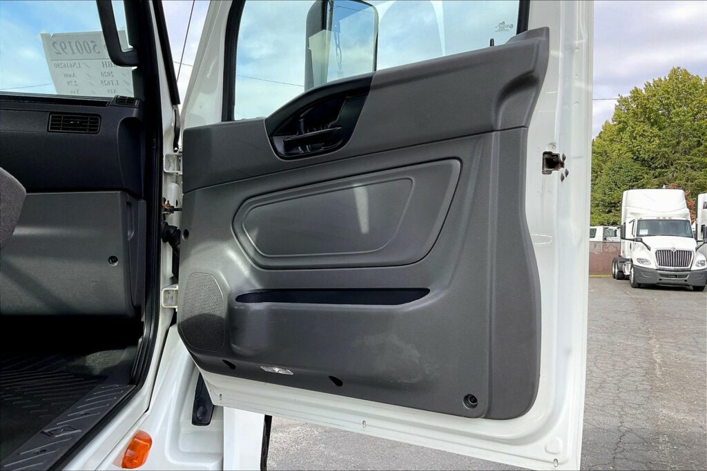 2020 CUM LT625 6×4 Day Cab