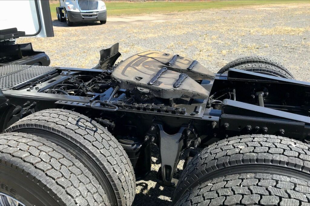 2021 CUM LT625 6×4 Day Cab