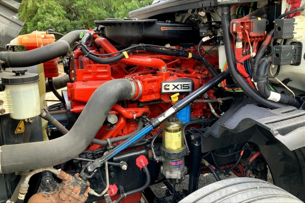 2021 CUM LT625 6×4 Day Cab