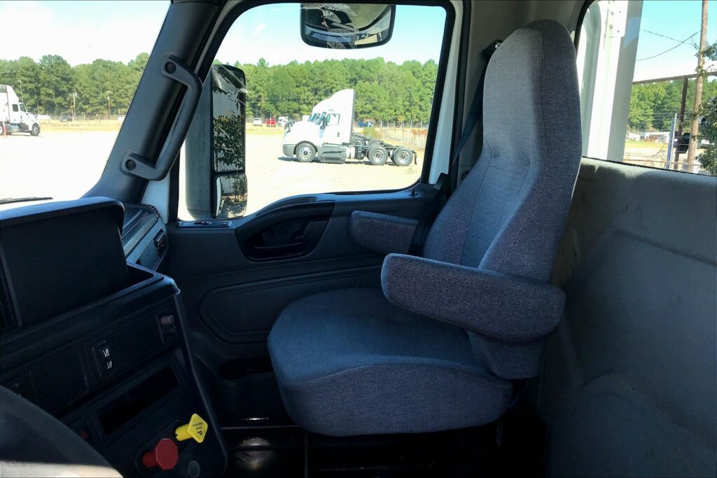 2021 CUM LT625 6×4 Day Cab