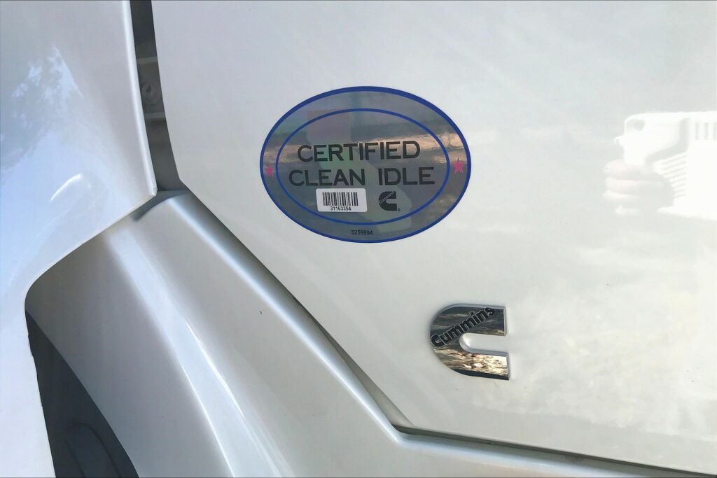 2021 CUM LT625 6×4 Day Cab