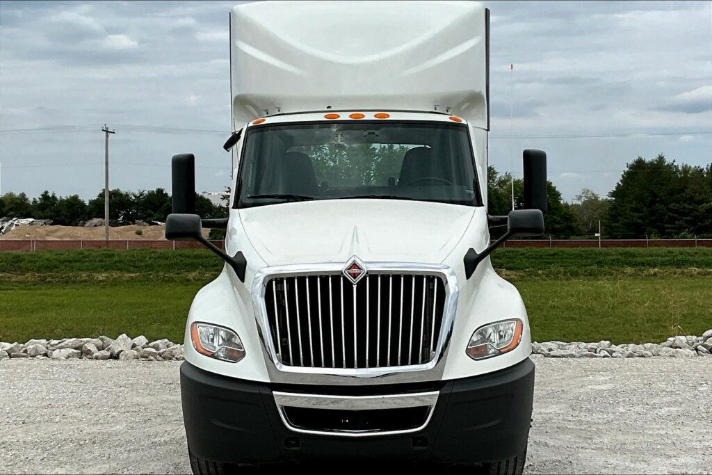 2020 CUM LT625 6×4 Day Cab