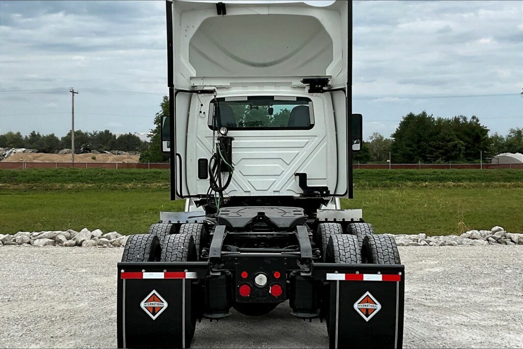 2020 CUM LT625 6×4 Day Cab