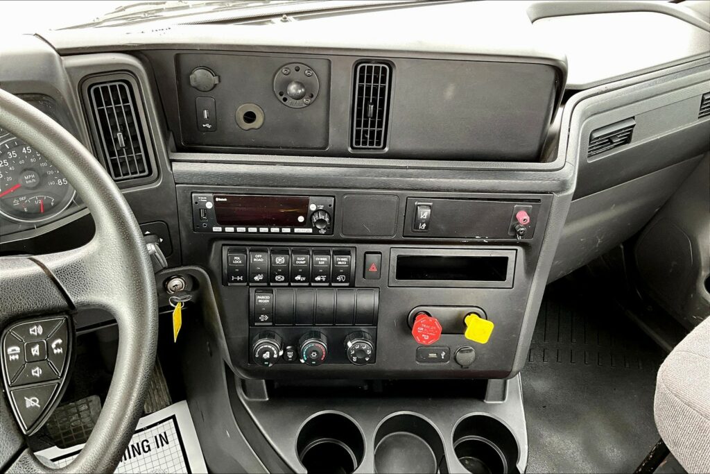 2020 CUM LT625 6×4 Day Cab