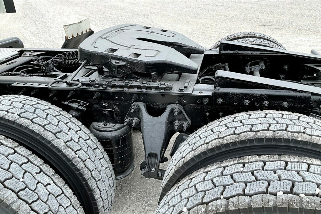 2020 CUM LT625 6×4 Day Cab