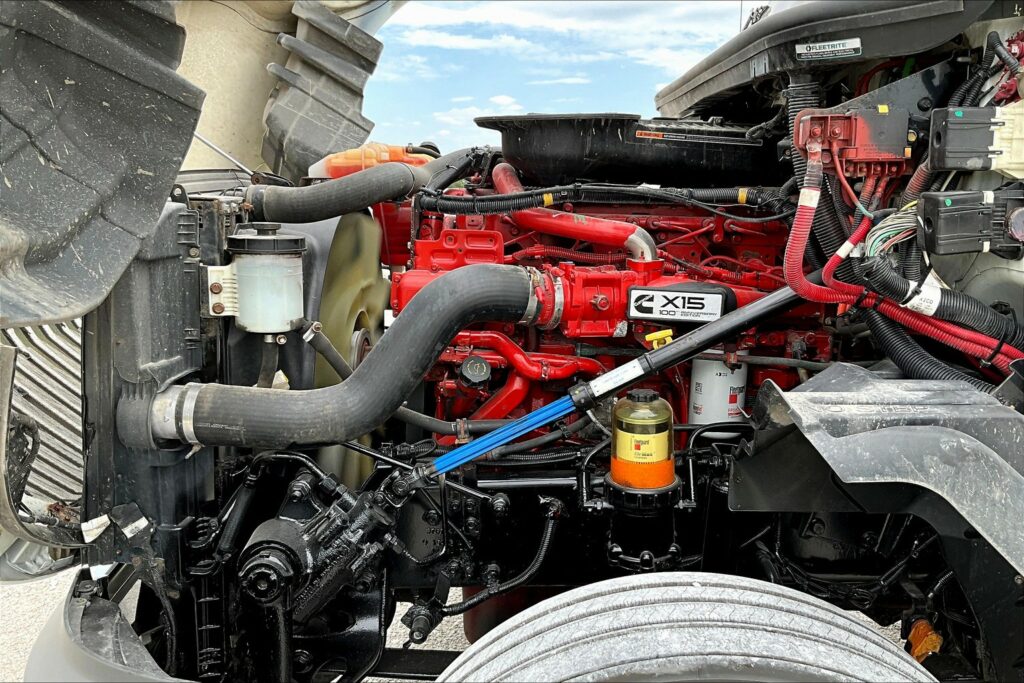 2020 CUM LT625 6×4 Day Cab