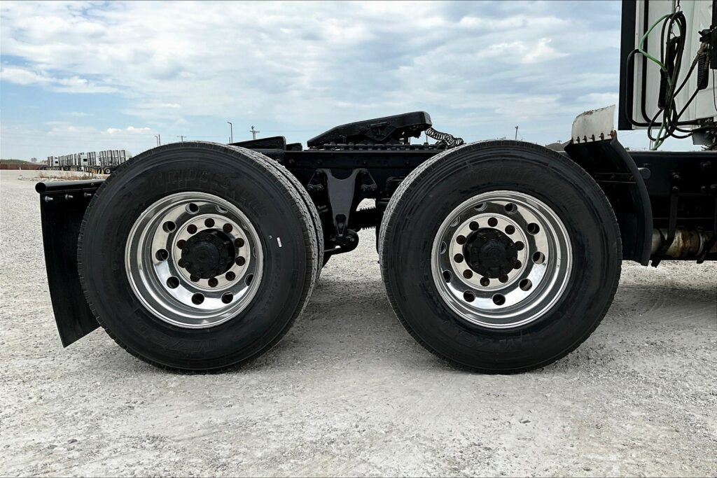 2020 CUM LT625 6×4 Day Cab