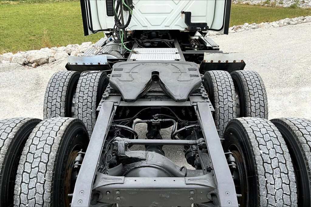 2020 CUM LT625 6×4 Day Cab