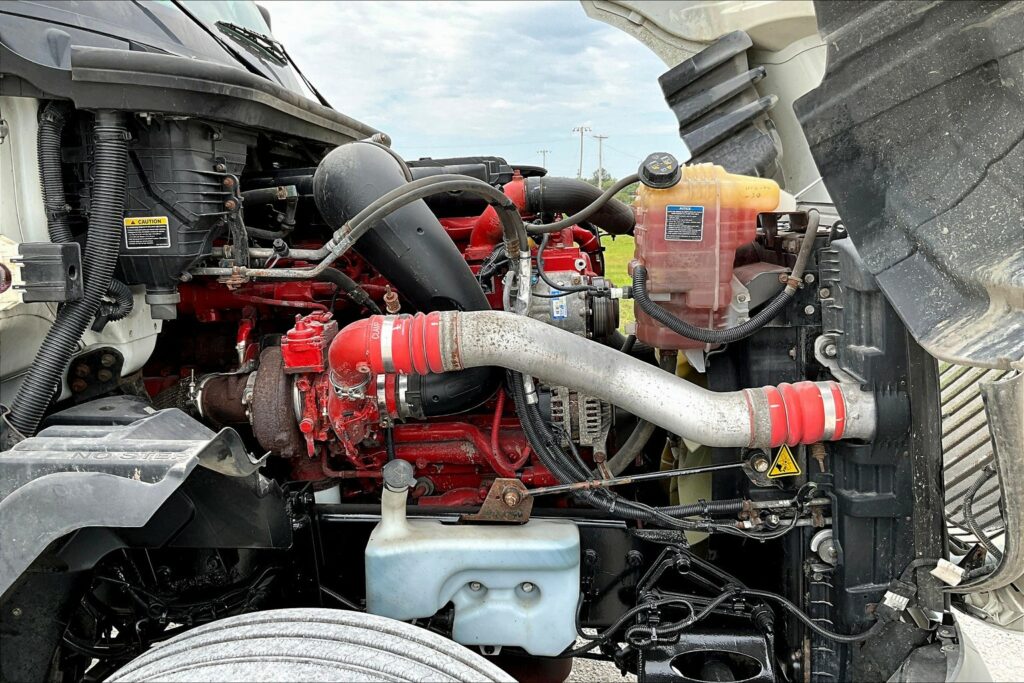 2020 CUM LT625 6×4 Day Cab