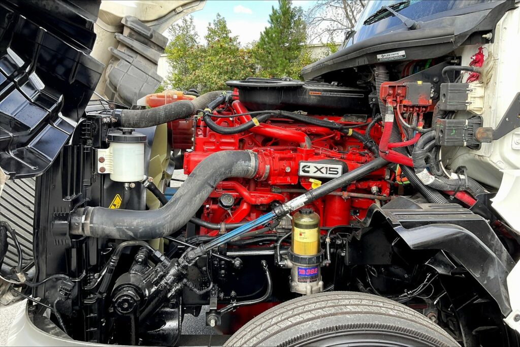 2021 CUM LT625 6×4 Day Cab