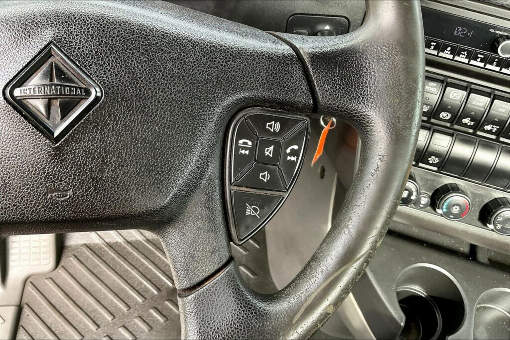 2021 CUM LT625 6×4 Day Cab