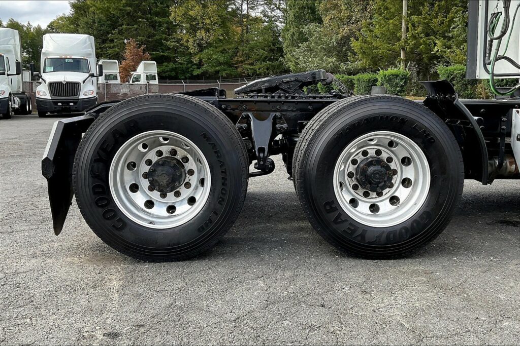 2021 CUM LT625 6×4 Day Cab