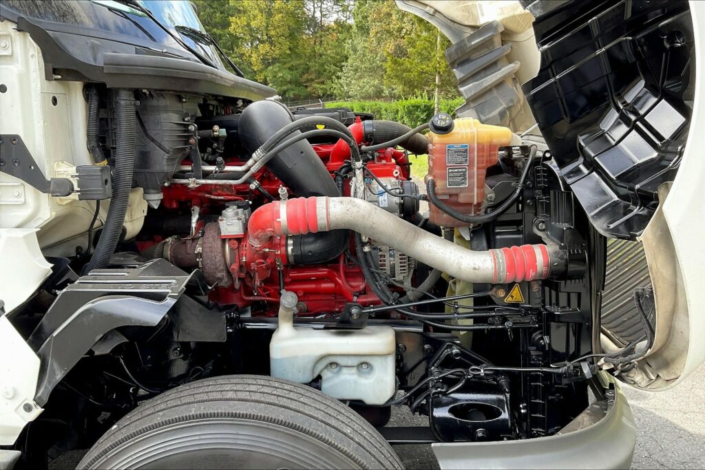 2021 CUM LT625 6×4 Day Cab