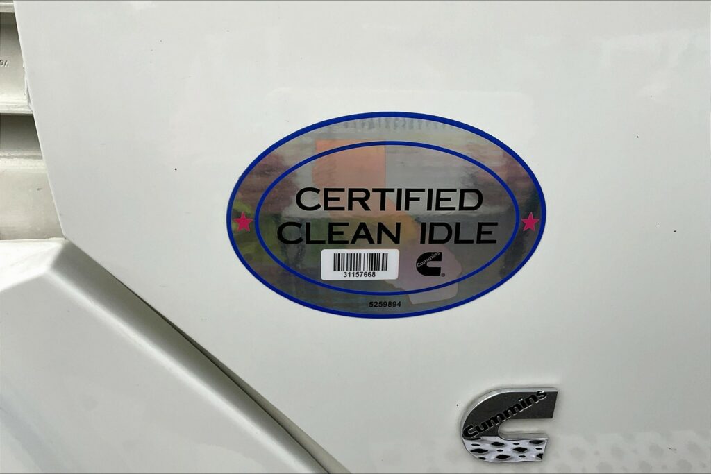 2021 CUM LT625 6×4 Day Cab