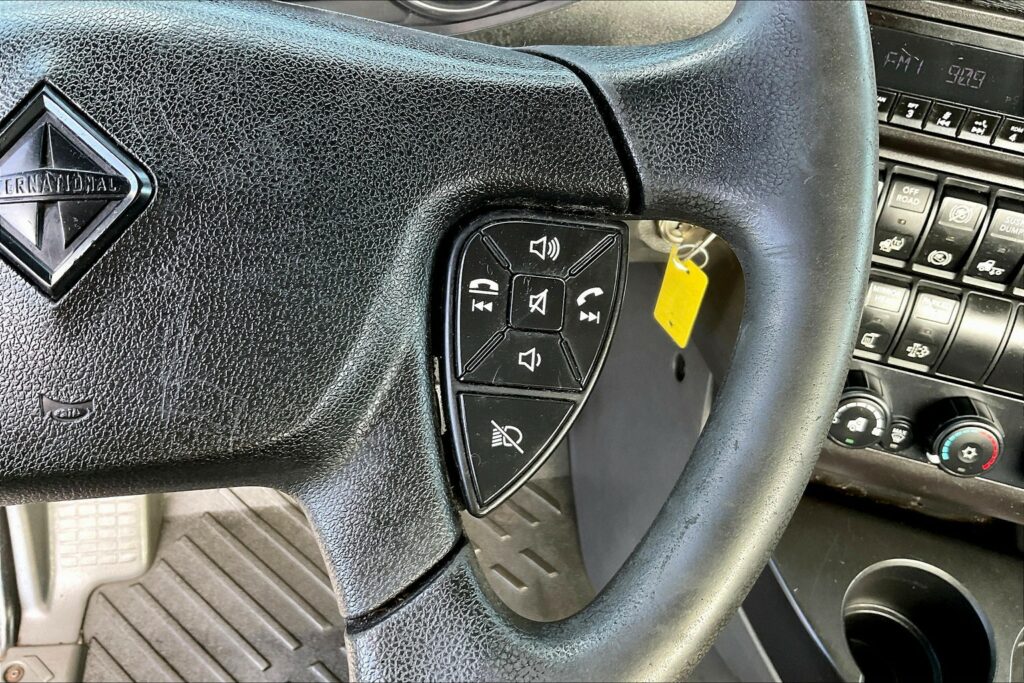 2021 CUM LT625 6×4 Day Cab