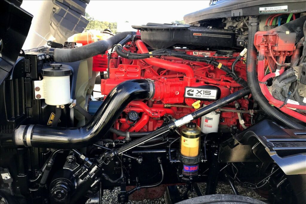 2021 CUM LT625 6×4 Day Cab