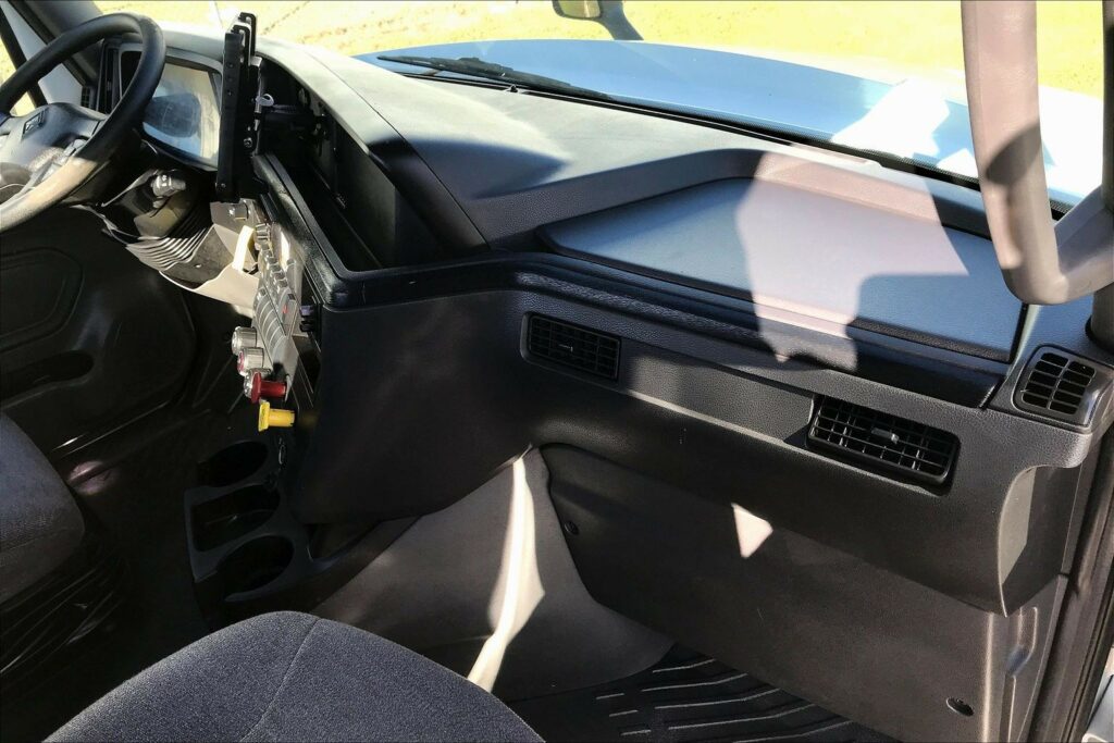 2021 CUM LT625 6×4 Day Cab