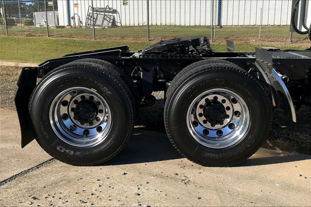 2021 CUM LT625 6×4 Day Cab