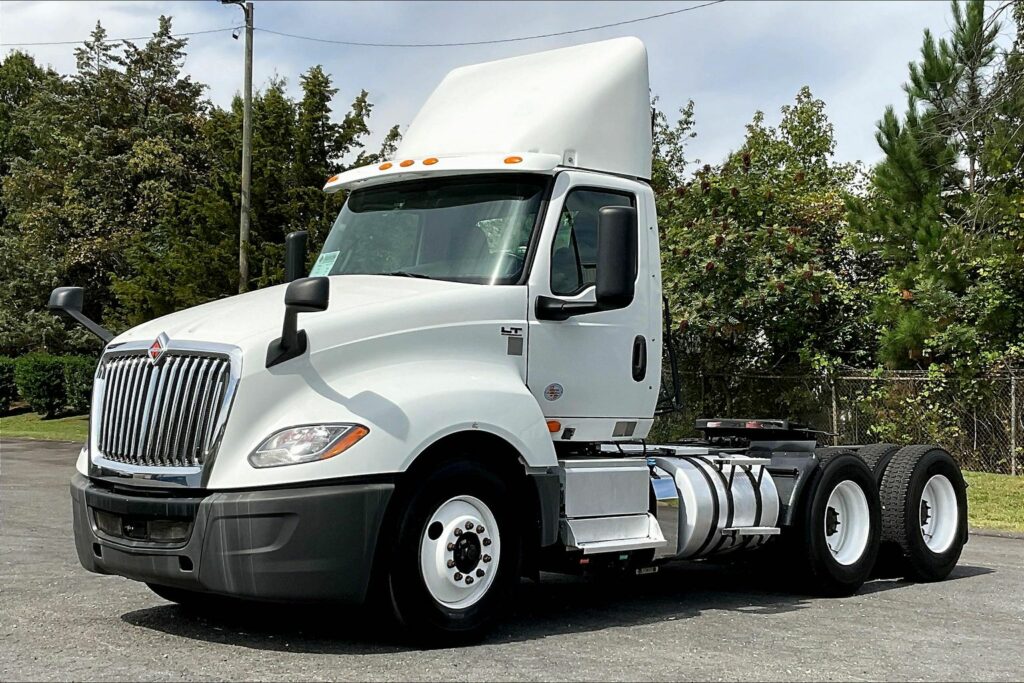 2019 INT LT625 6×4 Day Cab