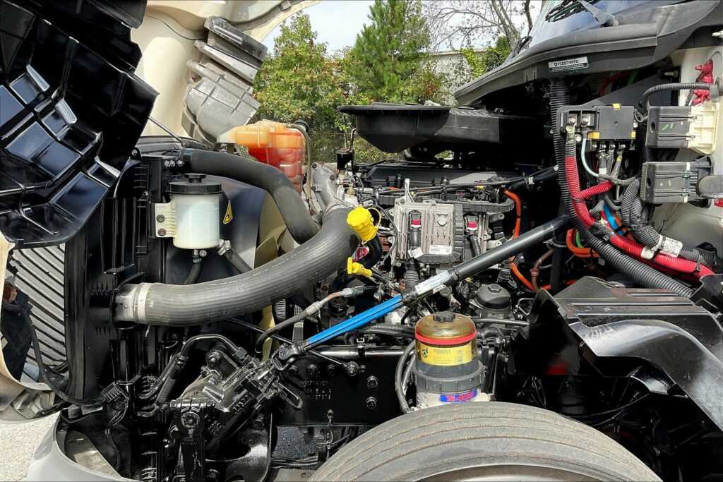 2019 INT LT625 6×4 Day Cab