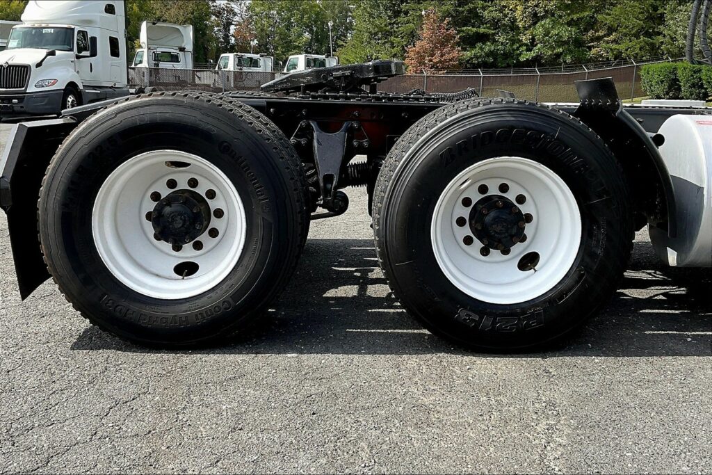 2019 INT LT625 6×4 Day Cab