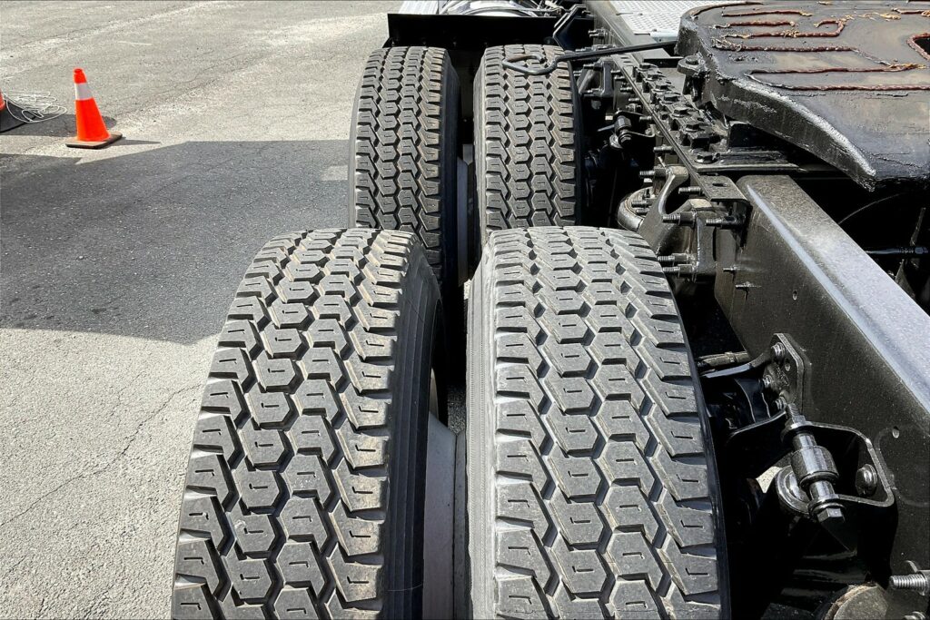 2019 INT LT625 6×4 Day Cab