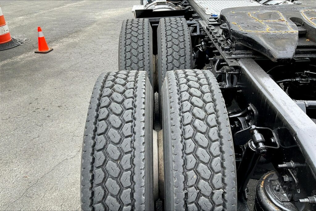 2019 INT LT625 6×4 Day Cab