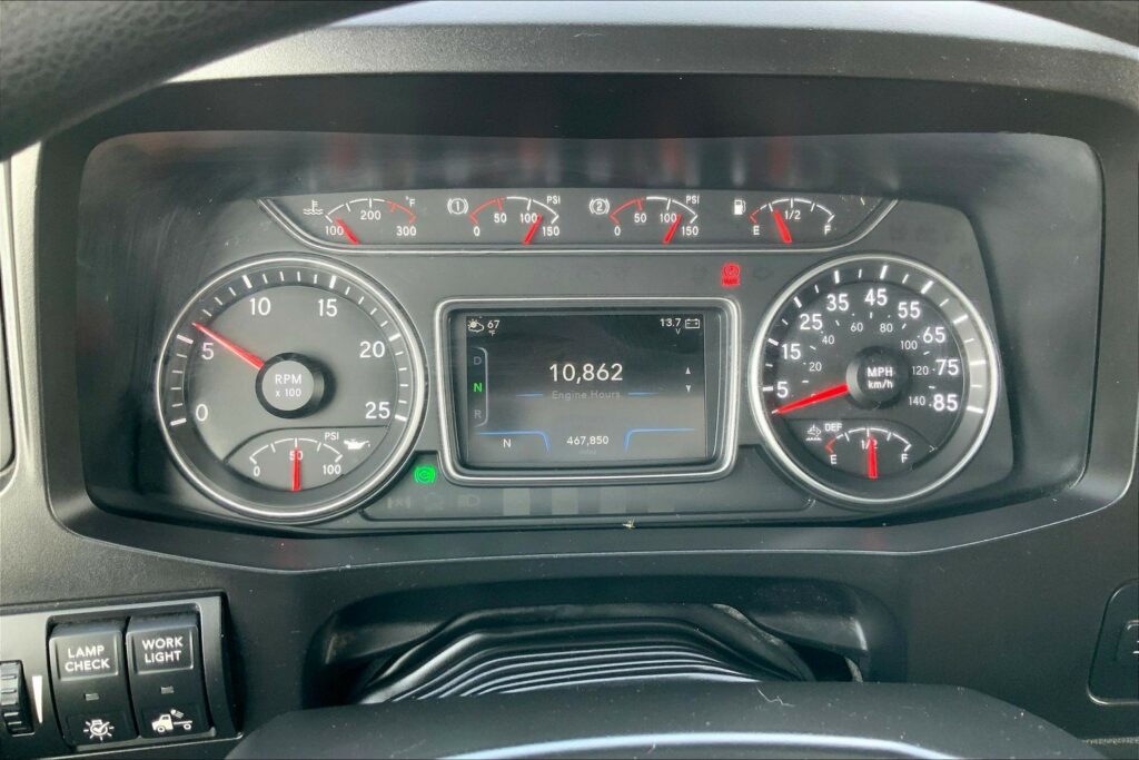 2021 INT LT625 6×4 Sleeper