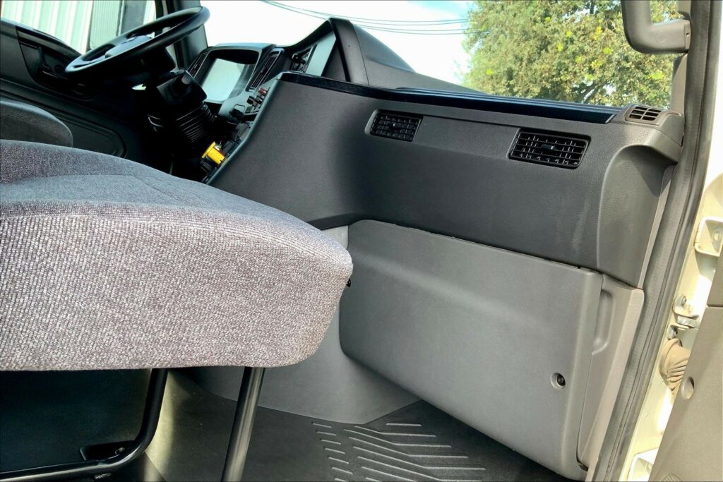 2021 INT LT625 6×4 Sleeper