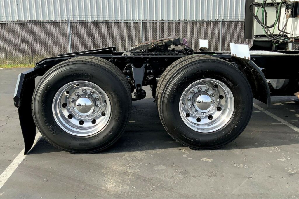 2021 INT LT625 6×4 Sleeper