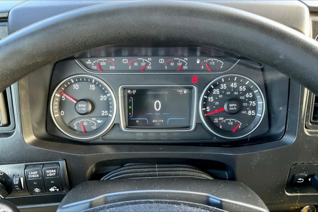 2022 INT LT625 6×4 Sleeper