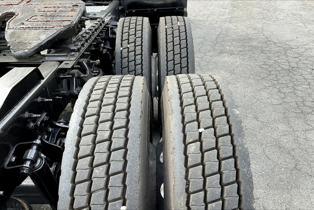 2022 INT LT625 6×4 Sleeper