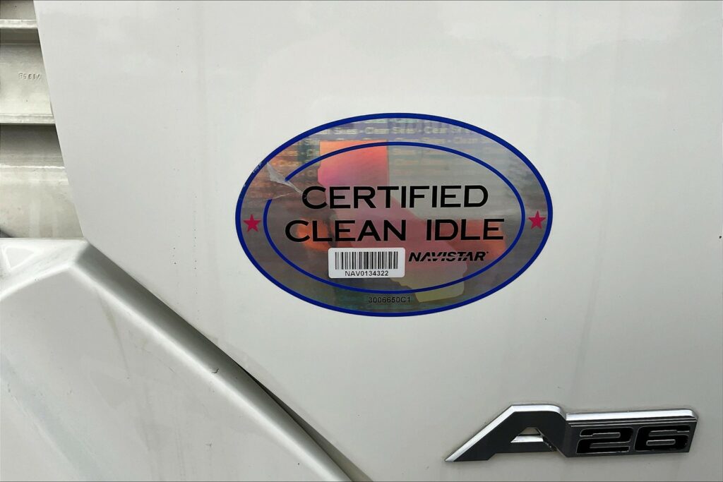 2022 INT LT625 6×4 Sleeper