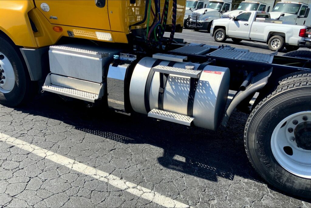 2019 INT LT625 6×4 Day Cab