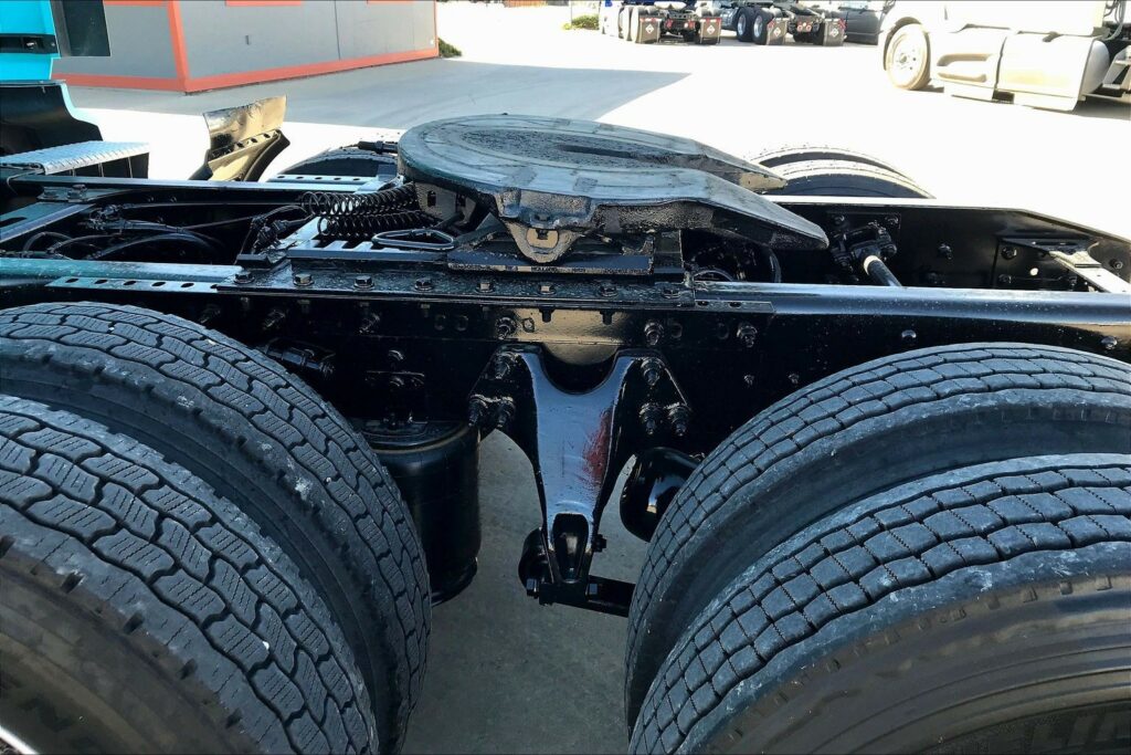 2022 INT LT625 6×4 Sleeper