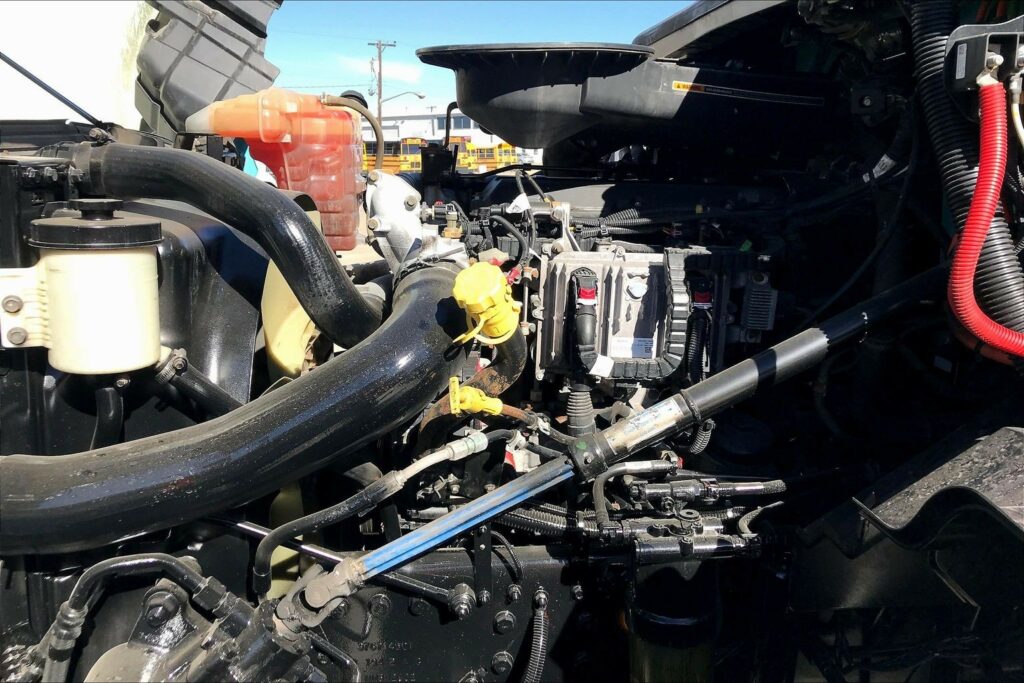 2022 INT LT625 6×4 Sleeper