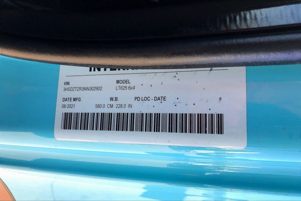 2022 INT LT625 6×4 Sleeper