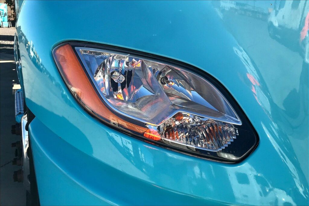 2022 INT LT625 6×4 Sleeper