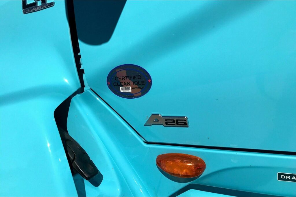 2022 INT LT625 6×4 Sleeper