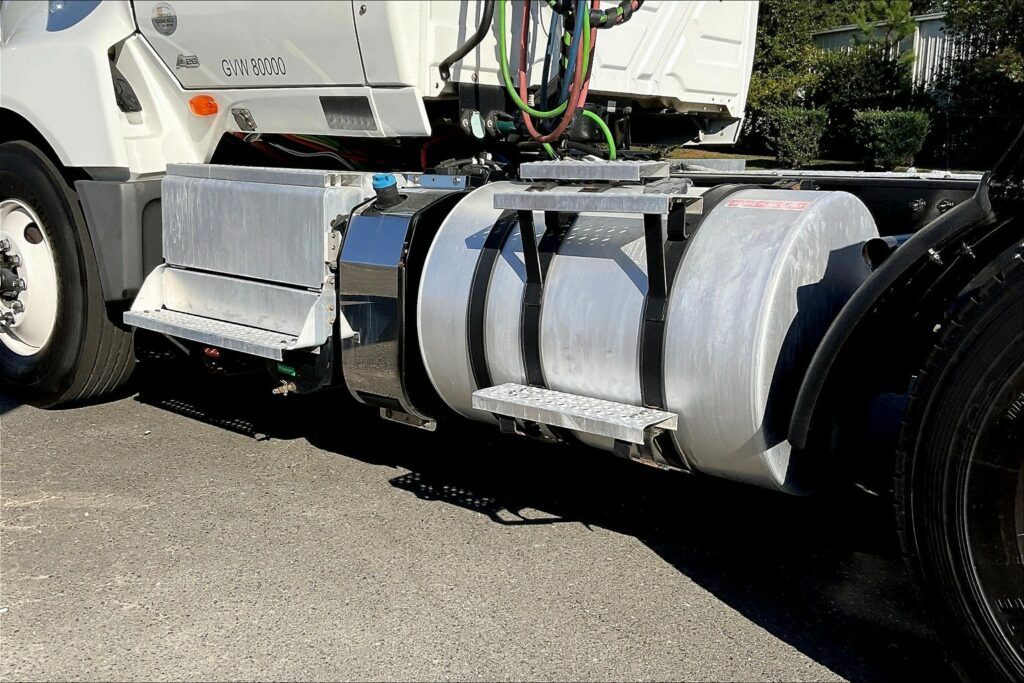 2019 INT LT625 6×4 Day Cab