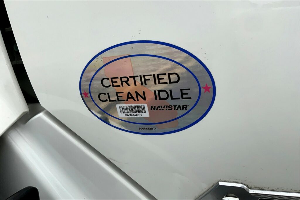 2023 INT LT625 6×4 Sleeper