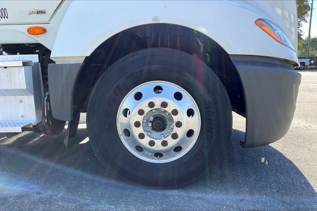 2019 INT LT625 6×4 Day Cab