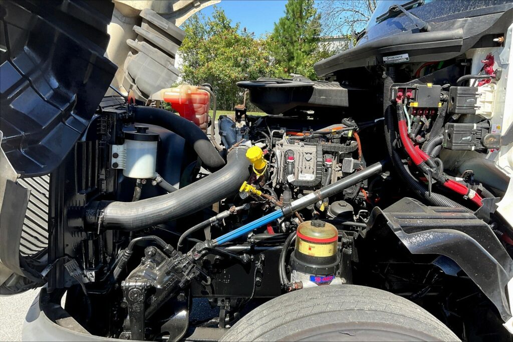 2019 INT LT625 6×4 Day Cab