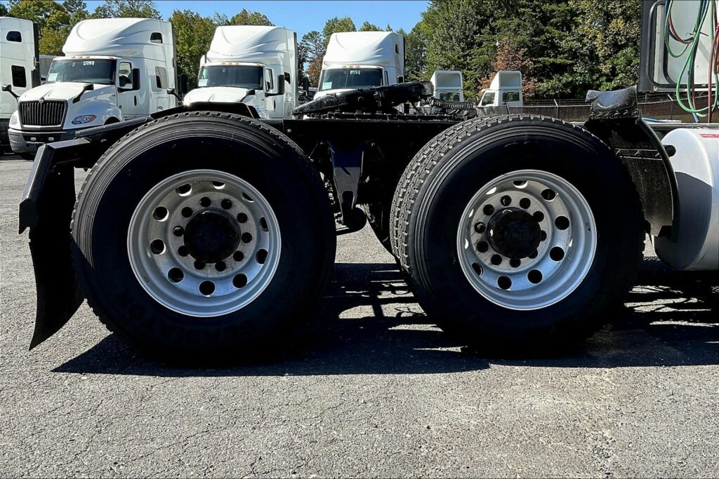 2019 INT LT625 6×4 Day Cab