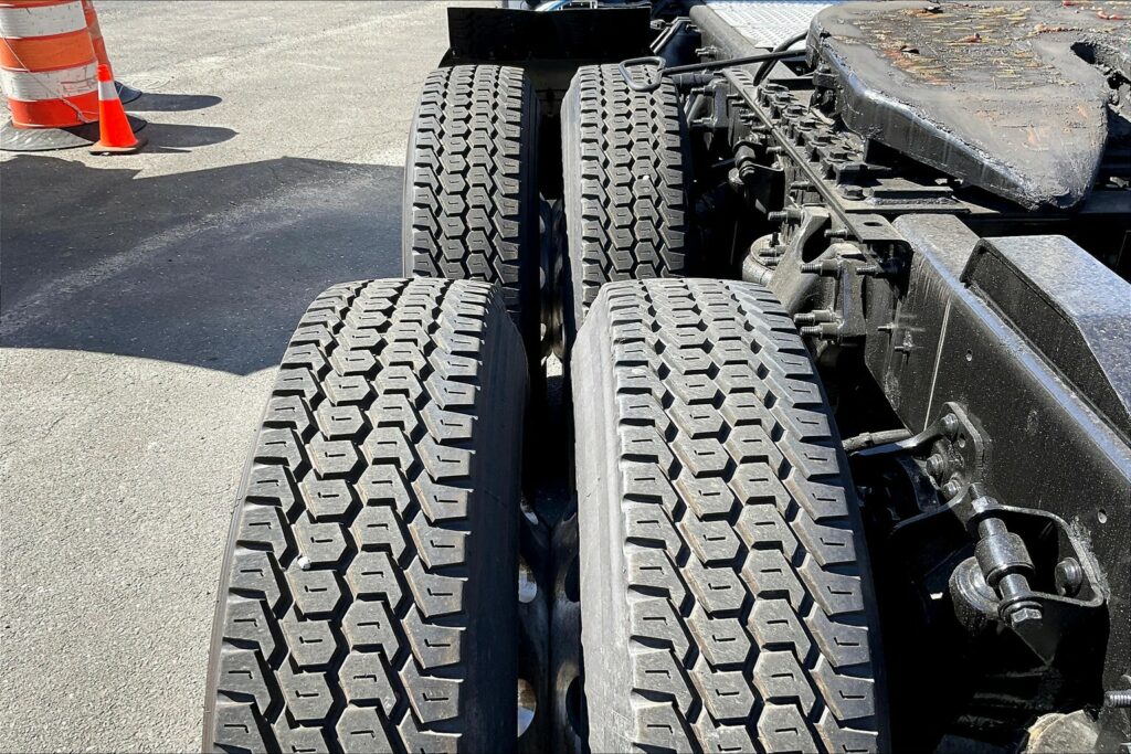 2019 INT LT625 6×4 Day Cab