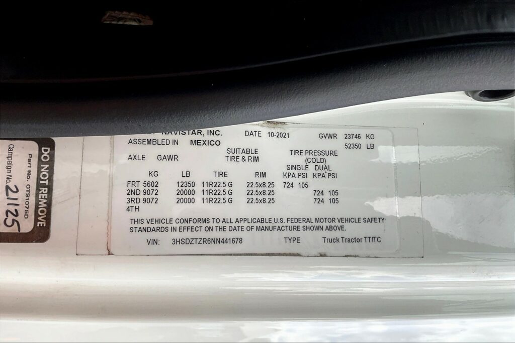 2022 INT LT625 6×4 Sleeper