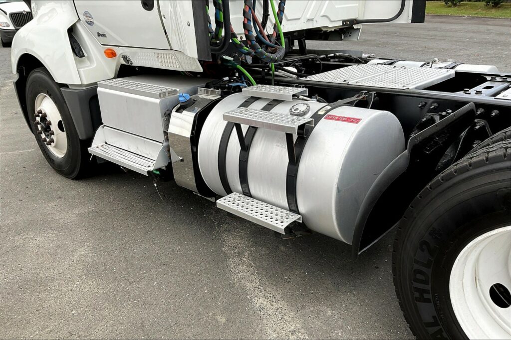 2019 INT LT625 6×4 Day Cab