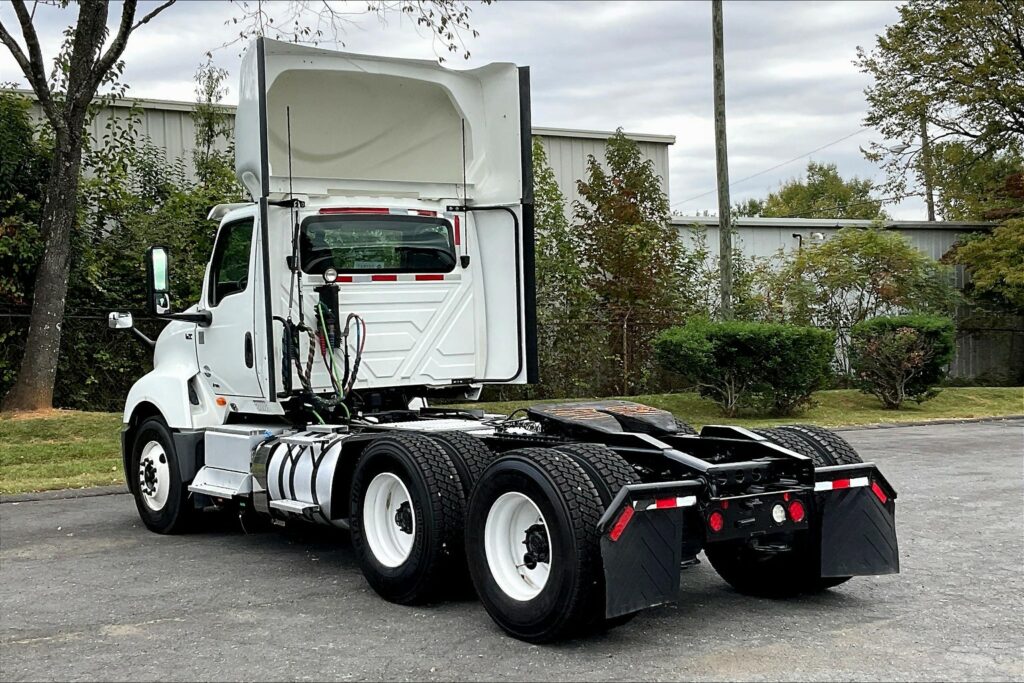 2019 INT LT625 6×4 Day Cab