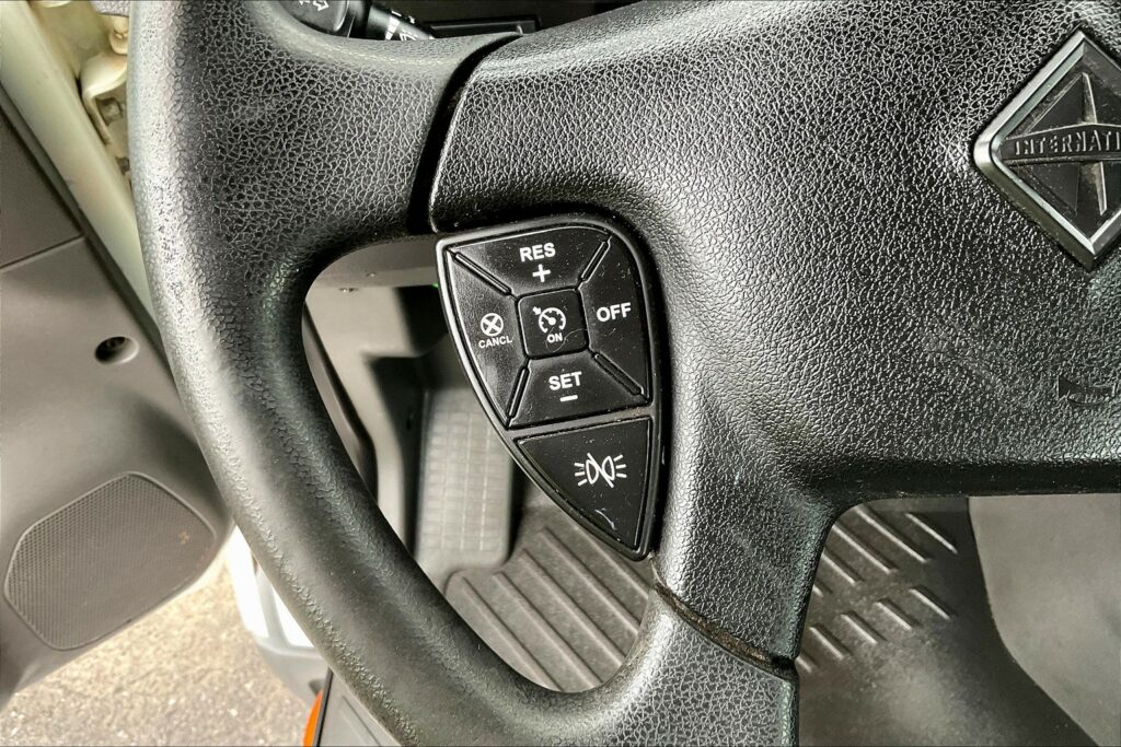 2019 INT LT625 6×4 Day Cab